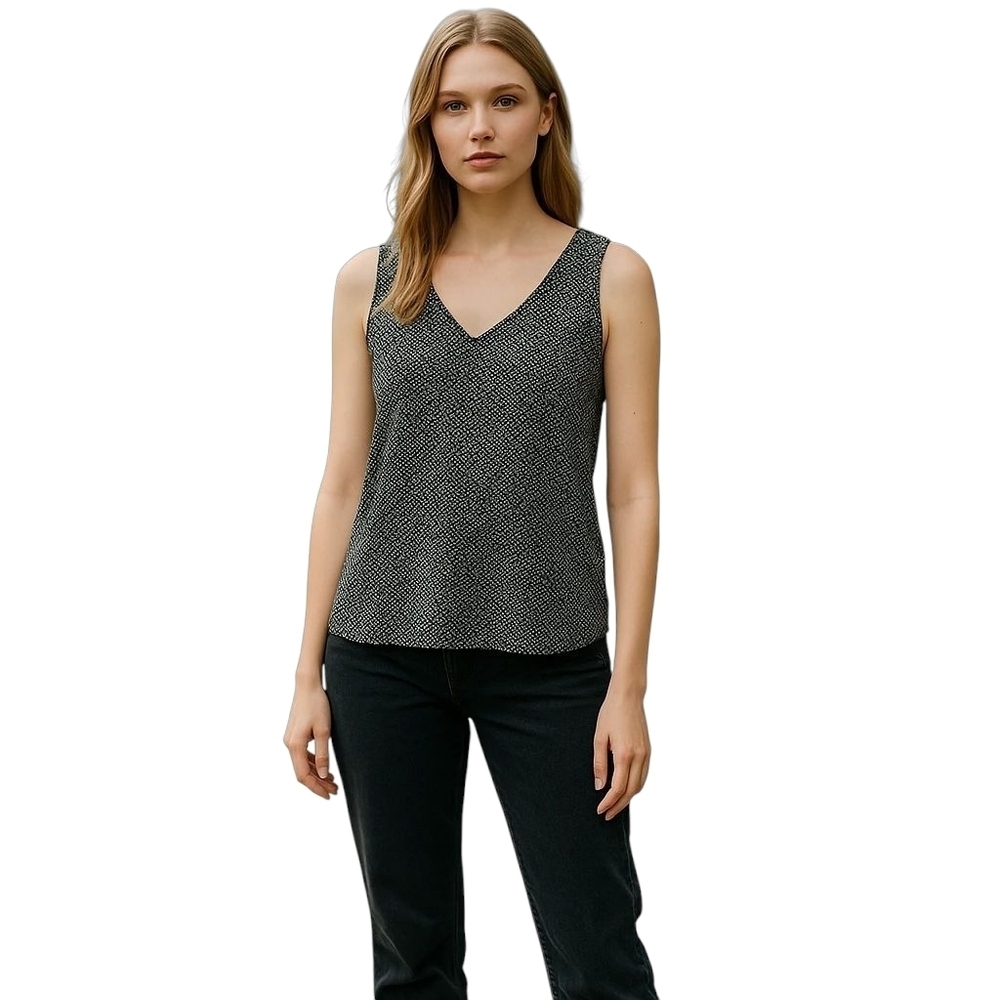Eileen Fisher Black and White Fitted Sleeveless Tank Top
